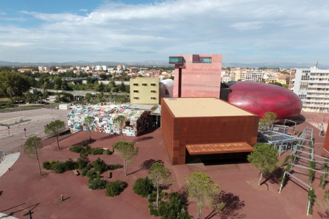 Mairie de Perpignan teatre-de-larxipelag_2